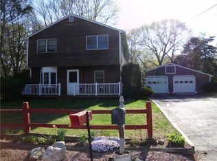 686 Tunk Hill Rd, Scituate, RI 02831