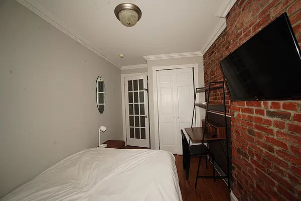 Bedroom, photo 5