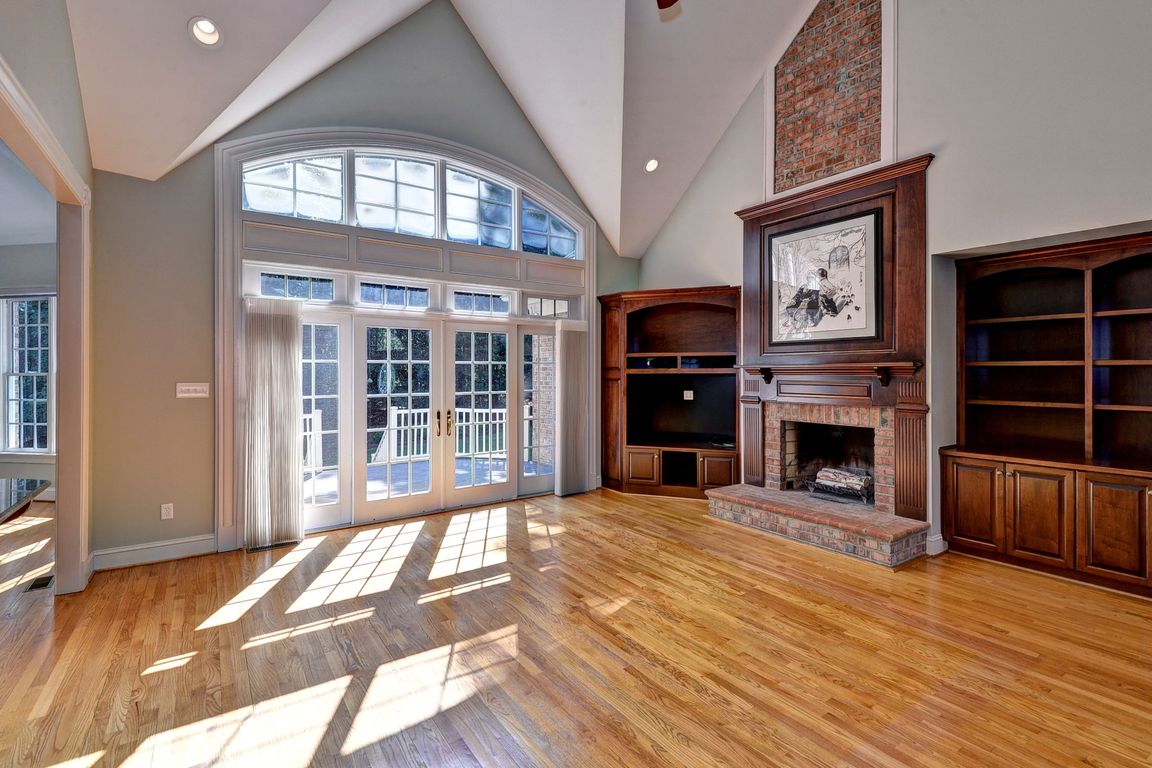 next background image