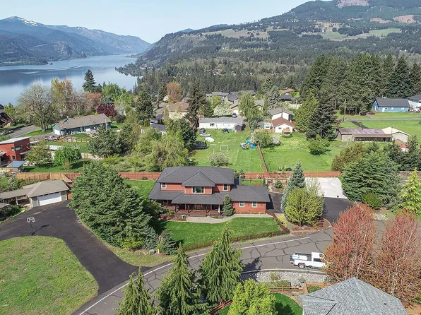 811 Panorama Ct, White Salmon, WA 98672