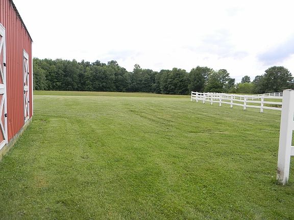 fenceable 5 acres