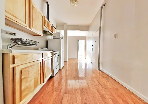 Rented by Union Square Property Management | media 6