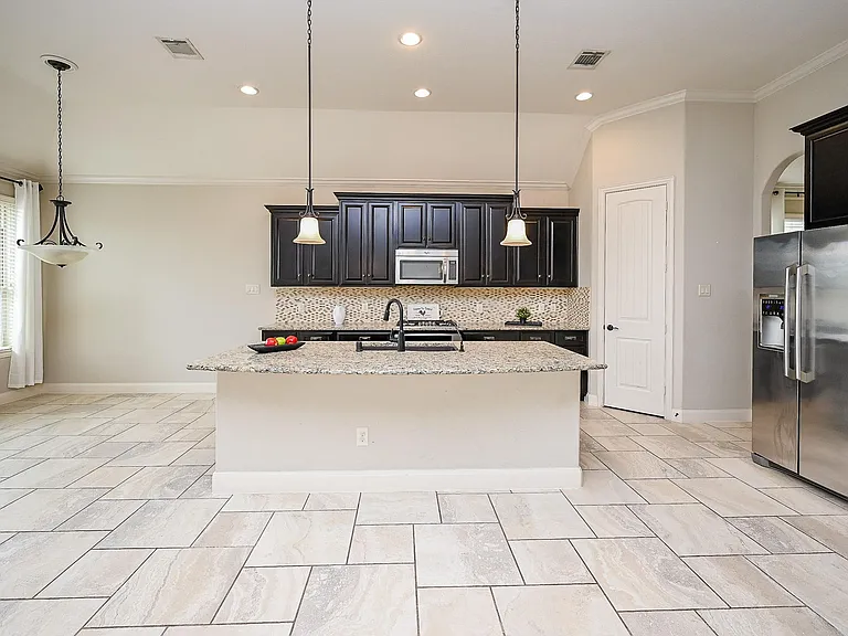 5315 Little Creek Ct — Photo 10