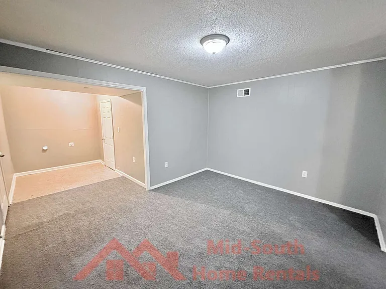 5286 Braden Dr — Photo 4