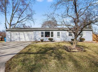 431 Piedmont Rd, Valparaiso, IN 46385