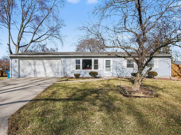 431 Piedmont Rd, Valparaiso, IN 46385