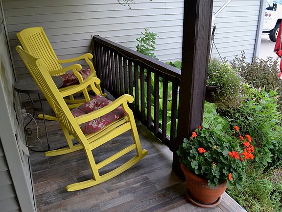 Wood plank tile on porch