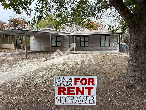 943 Weizmann St Photo 1
