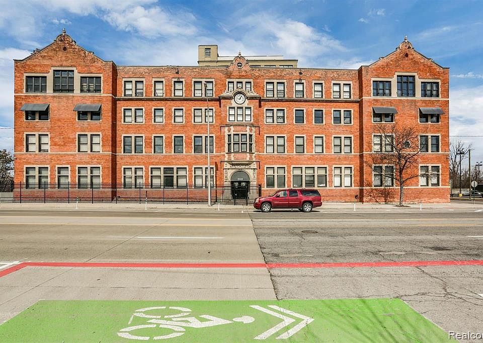 1st image of 6533 E Jefferson Ave #1LL03