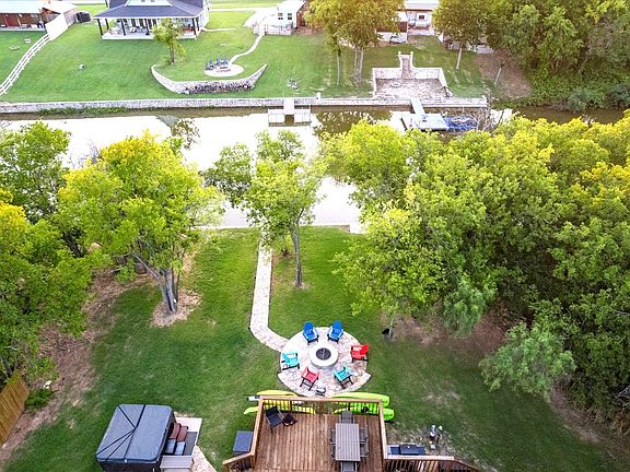 2nd image of 3227 Sunrise Ct