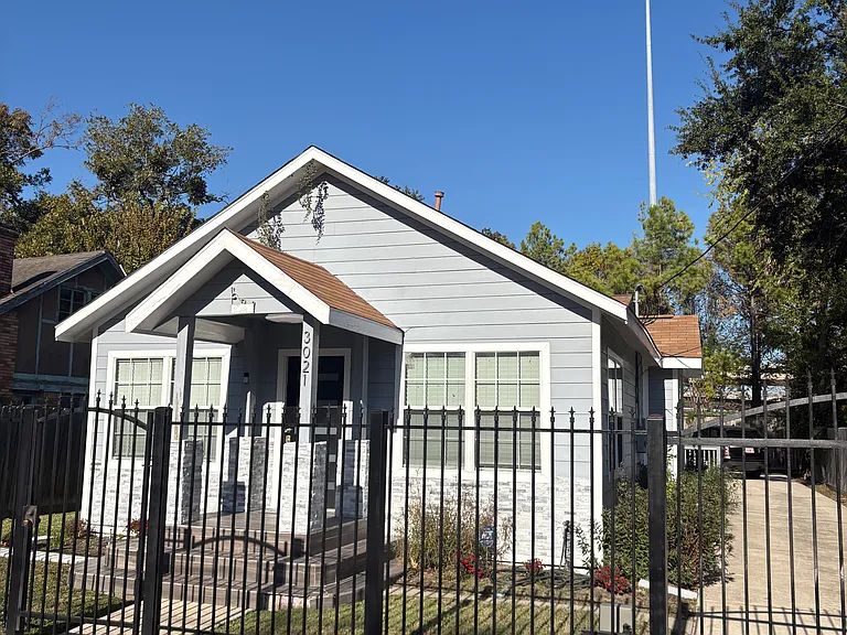3021 Gray St — Photo 24