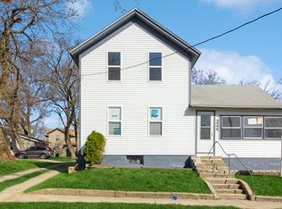 324 Lawrence Ave, Elgin, IL