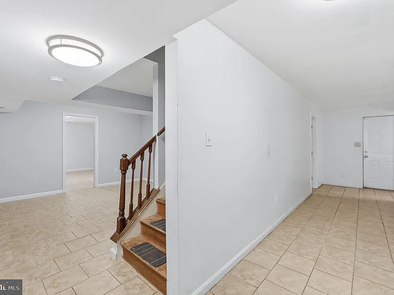 11107 Hudee Ct — Photo 9