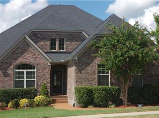 101 Tipperton Ct, Hendersonville, TN 37075