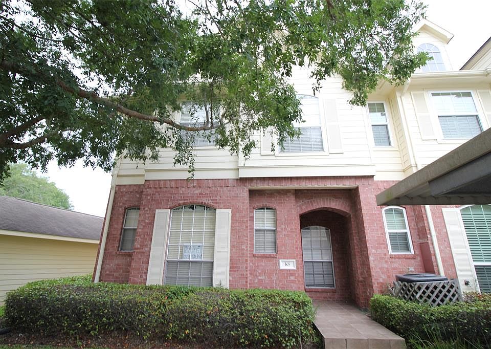 1st image of 2710 Grants Lake Blvd