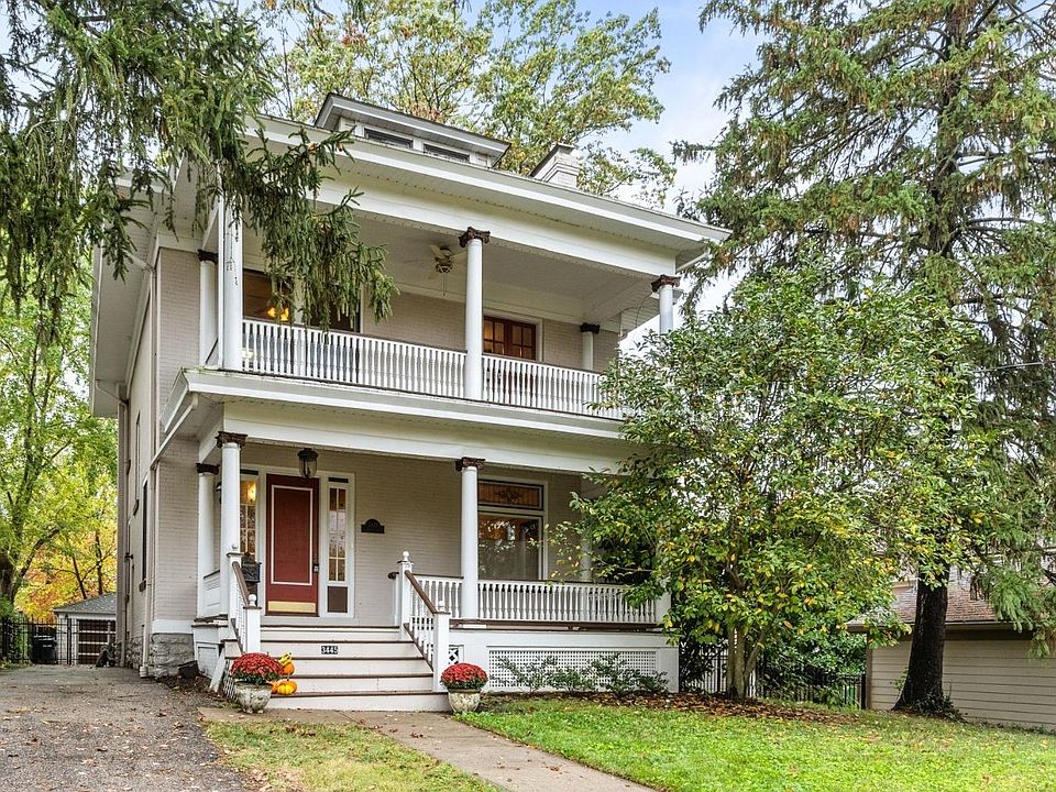 1st image of 3445 Stettinius Ave