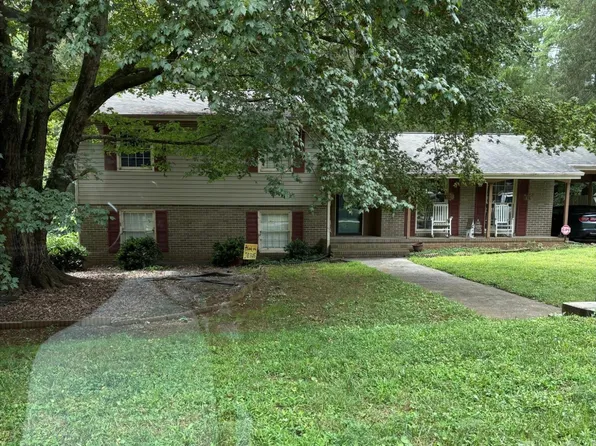 205 Windsor Dr, Salisbury, NC 28144