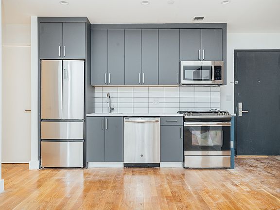 2nd image of 1247 Atlantic Ave #Penthouse 1002