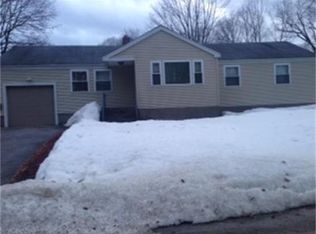 14 Maple St, Hudson, MA 01749