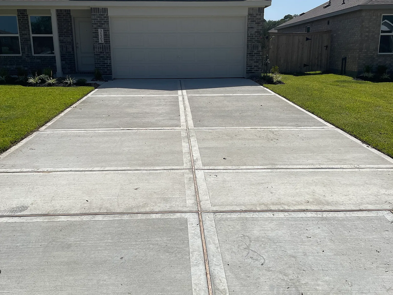 3 bed, 1302 sqft, $1,850 — Photo 2