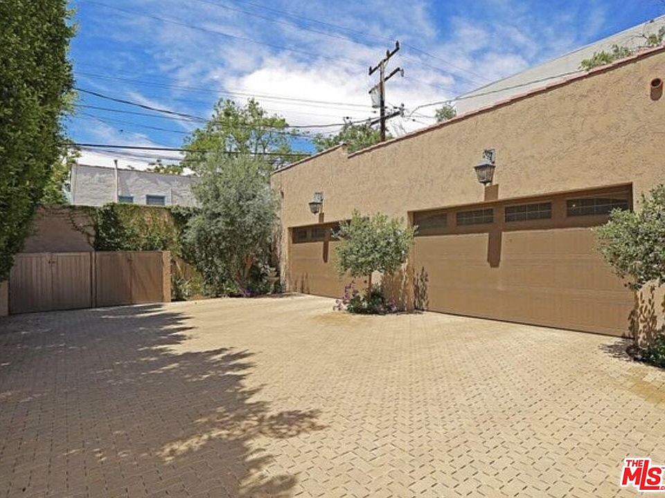 1st image of 1015 N Harper Ave