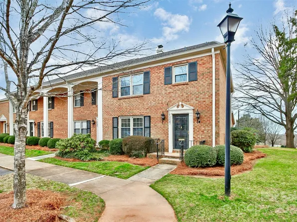 6687 Bunker Hill Cir, Charlotte, NC 28210