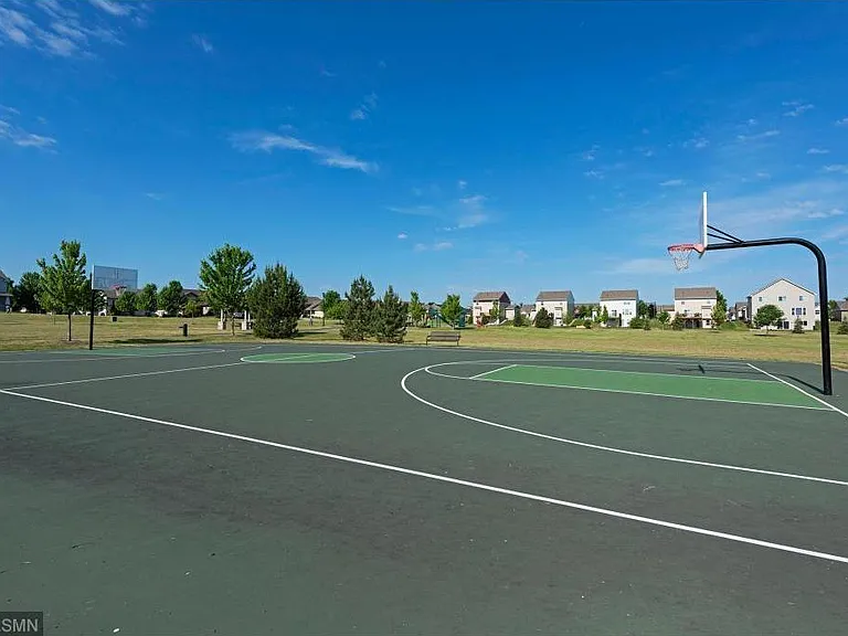 651 Providence Dr — Photo 22