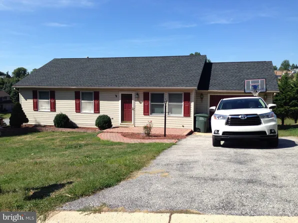 644 Wilson Ave, Dallastown, PA 17313