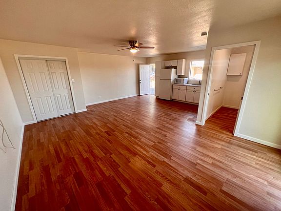 2nd image of 1454 Olive Ave Unit D