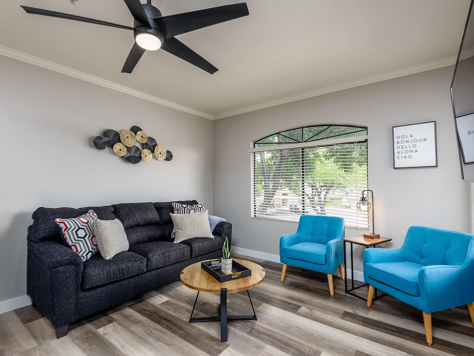 1 bed, 850 sqft, $1,750 — Photo 2
