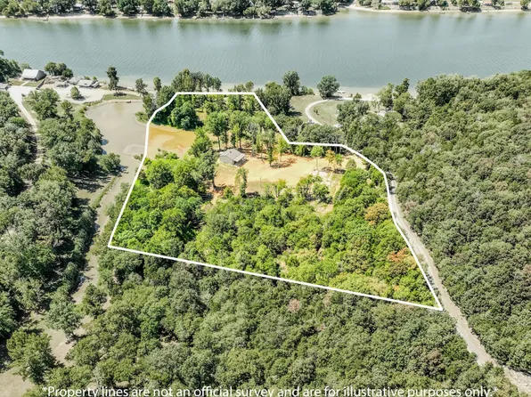 1 New Era Landing Rd, Linden, TN 37096