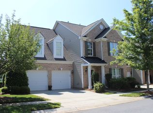 10328 Linksland Dr, Huntersville, NC 28078