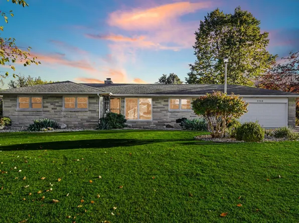 3508 E Us Highway 20, Rolling Prairie, IN 46371