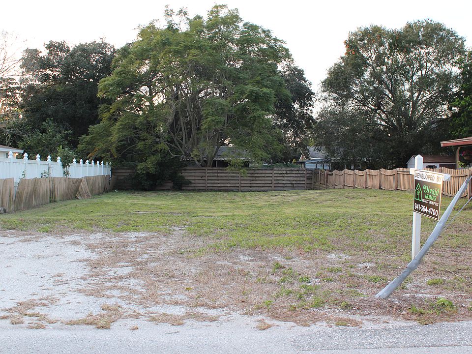 2nd image of 4770 Watkins Ave