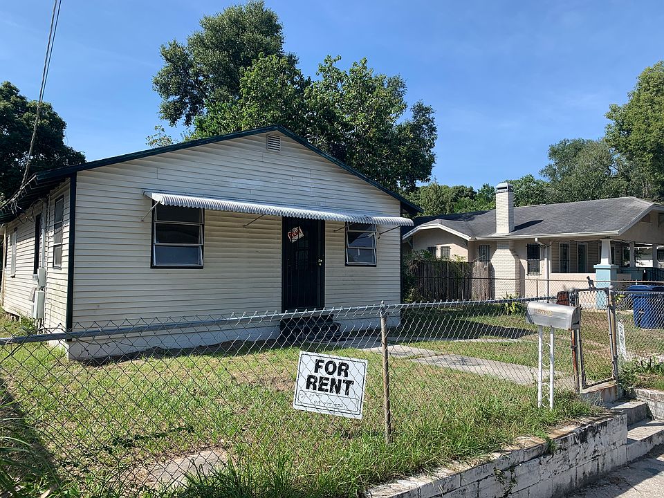 1st image of 3708 N 35th St