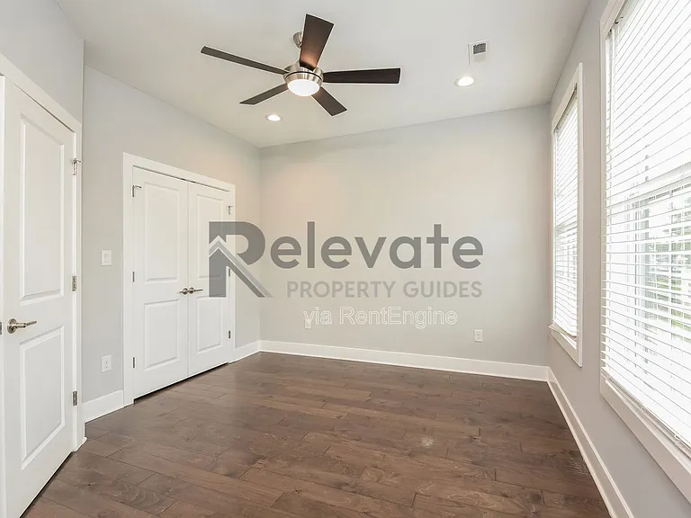 3018 S St — Photo 11