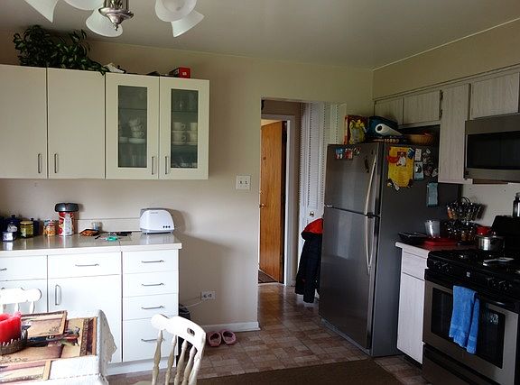 2nd image of 7511 Country Ln