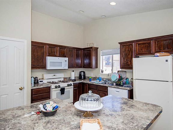 5th image of 2708 S Tensleep Ave