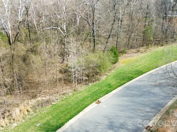 8206 Caliterra Dr, Charlotte, NC 28227