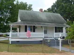 114 Hampton St, Pelzer, SC 29669