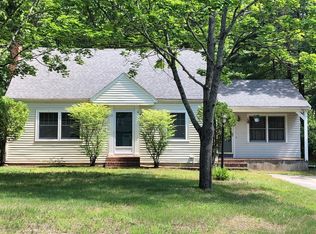 13 Eleanor Rd, Walpole, MA 02081