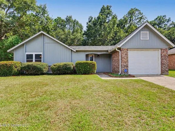 15509 Lyda Steen Dr, Biloxi, MS 39532