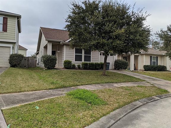 5th image of 8235 Wooded Terrace Ln