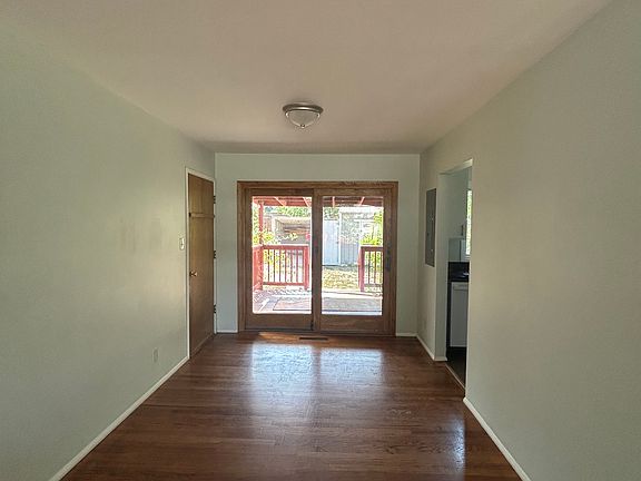4th image of 1618 Querida Dr