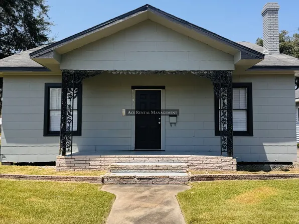 3501 5th St, Port Arthur, TX 77642