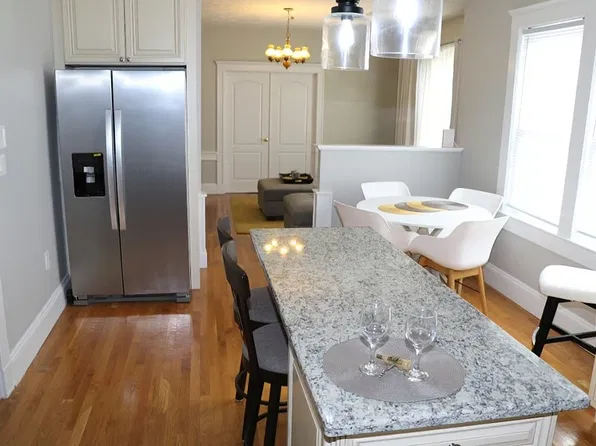 98 Deering Dr, Chatham, MA 02633