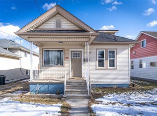 2546 Lloyd George Blvd, Windsor, ON N8T 2T4