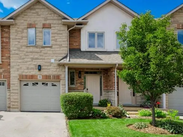 5151 Upper Middle Rd #11, Burlington, ON L7L 7C8
