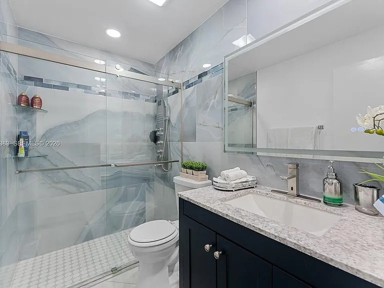 9508 N Military Trl — Photo 12