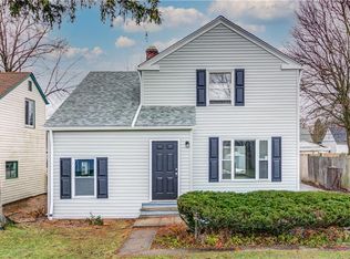 3862 Strandhill Rd, Cleveland, OH 44128